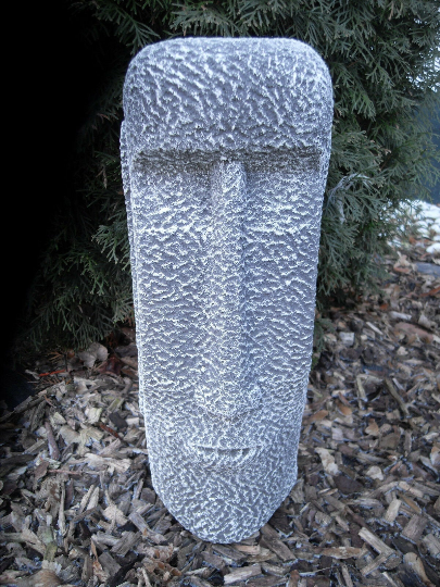 Moai Figura betonowa