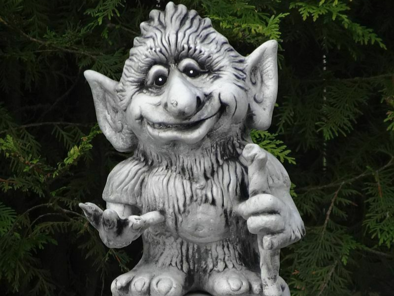 Elf Troll figura betonowa